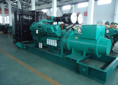 贵州800kw康明斯柴油发电机组图片 贵州800kw康明斯柴油发电机组图片
